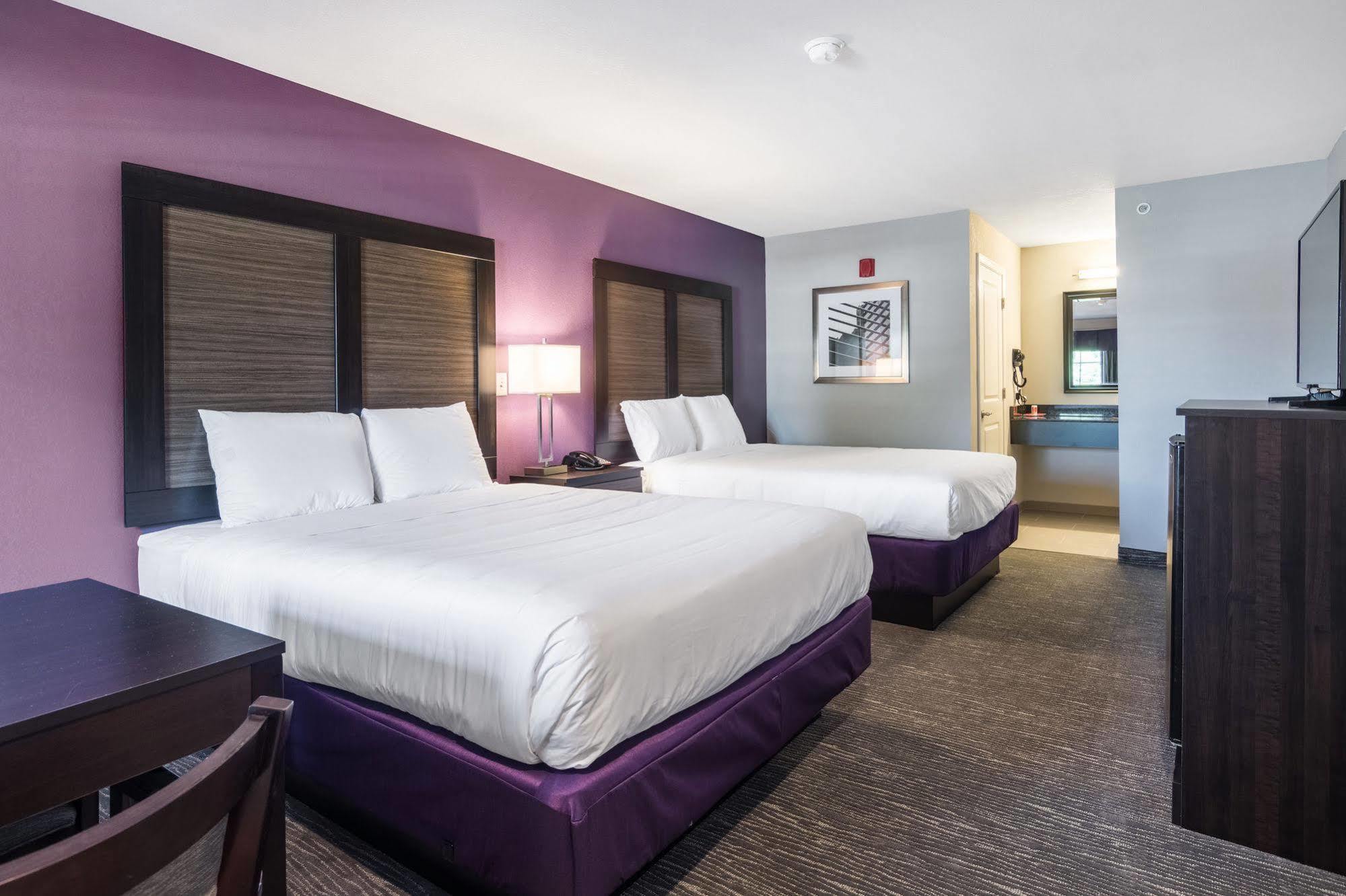 Econo Lodge Inn & Suites North Little Rock Near Riverfront מראה חיצוני תמונה